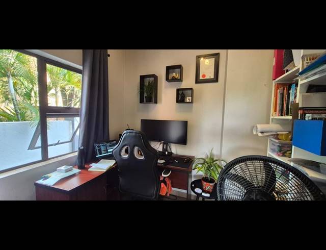 3 BEDROOM TOWNHOUSE FOR SALE IN MIDSTREAM ESTATE